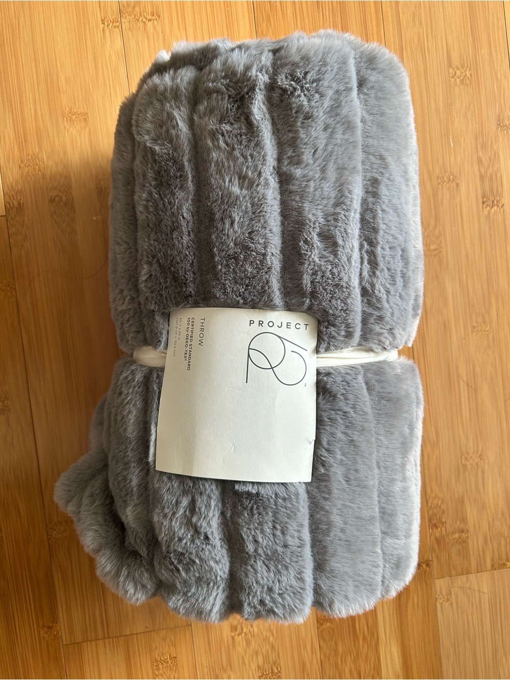 NWT Target Project 62 Ribbed Faux Fur Throw Blanket Gray 50x60 OEKO-TEX